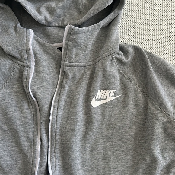 Nike Full Zip Jacket Gray and White Size Medium - Picture 2 of 6